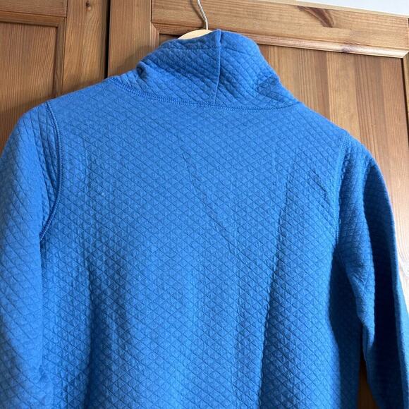 L.L. Bean Women's SoftLight Quilted Top Funnelneck Pullover XS Blue Outdoors - Picture 9 of 10